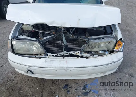 1998 Toyota Avalon Xl z USA, uszkodzony, nr VIN 4T1BF18B3WU253541